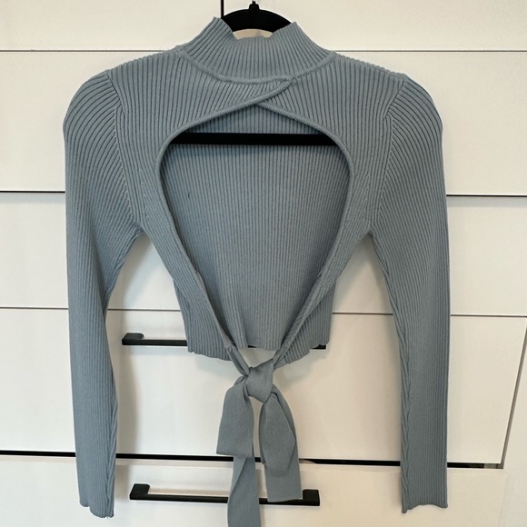 Zara cropped sweater - Picture 2 of 2